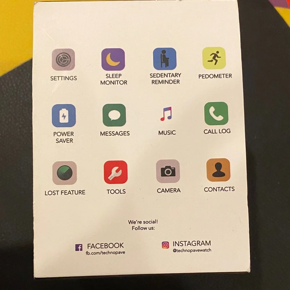 Black Smartwatch - Android & iOS Compatible - Picture 2 of 4